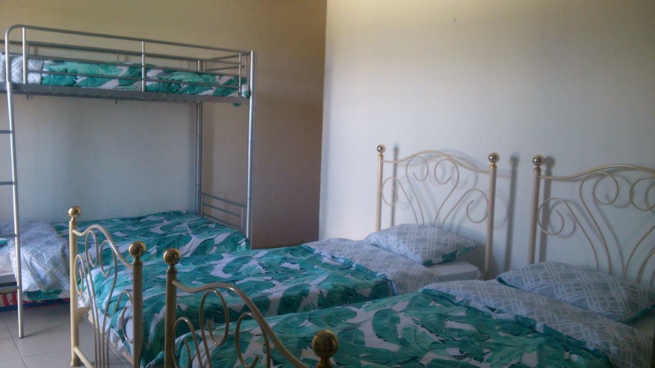 Family & Friends Apartments Alvor Esterno foto